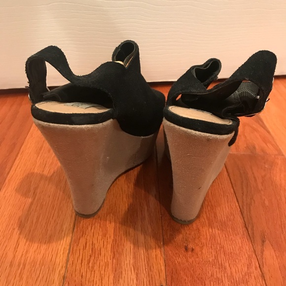 steve madden platform suede sandal - Picture 3 of 3